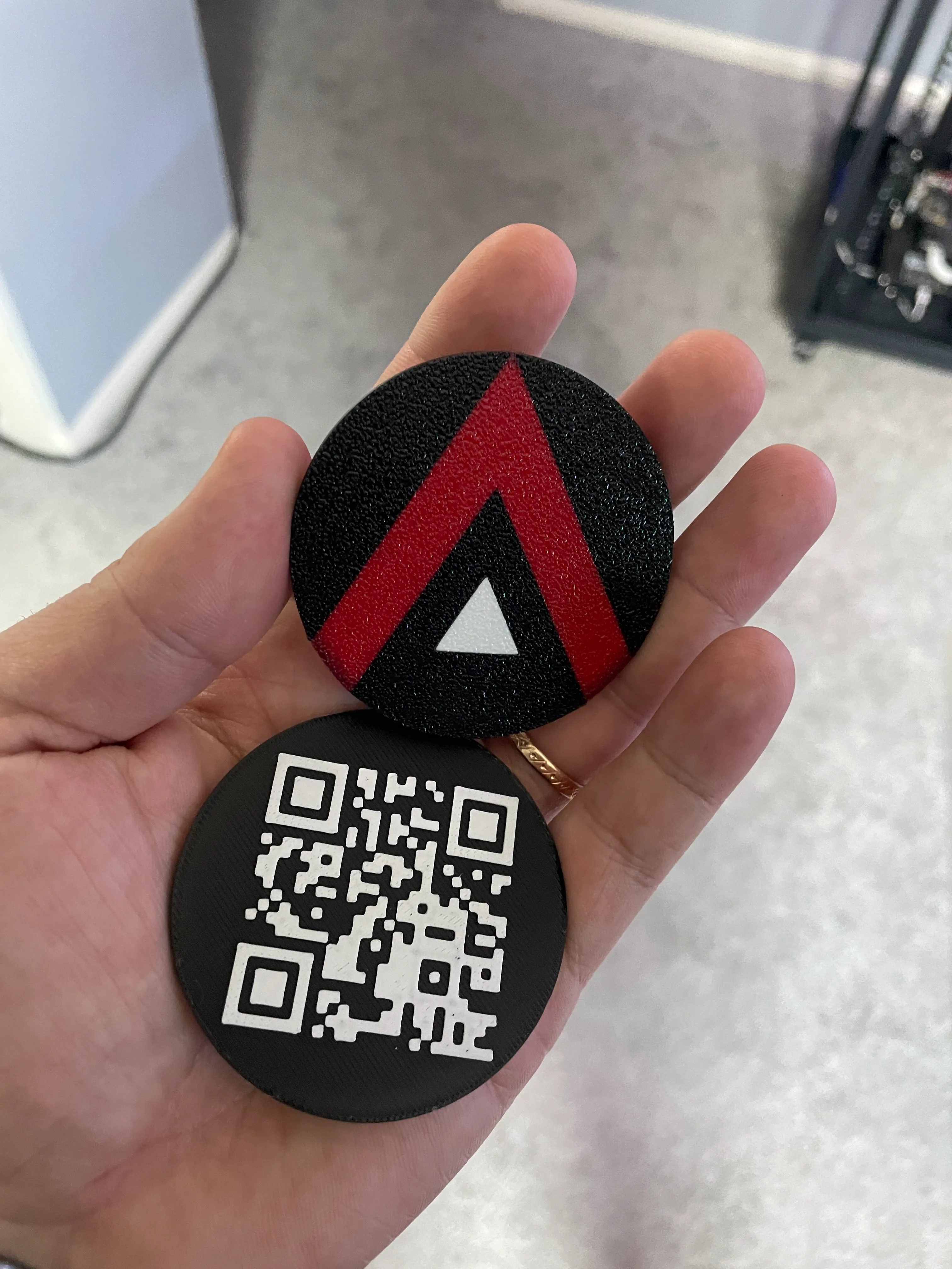 Alternate colorway — same geometry, personal variant